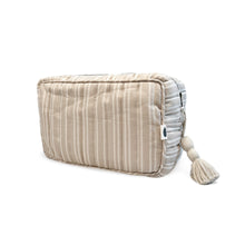 Laden Sie das Bild in den Galerie-Viewer, Pine Cone Copenhagen - Lulu - Nursery Bag - Beige Stripe