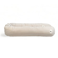 Laden Sie das Bild in den Galerie-Viewer, Pine Cone Copenhagen - Mommy Pillow - Beige Stripe
