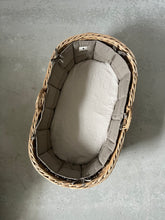 Laden Sie das Bild in den Galerie-Viewer, Pine Cone Copenhagen - Alberte Bed Bumper - Mushroom