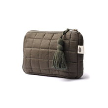 Laden Sie das Bild in den Galerie-Viewer, Pine Cone Copenhagen - Alice Nursery Bag - Four Leaf Clover