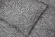 Indlæs billede til gallerivisning Pine Cone Copenhagen - Junior Bedding - Herd/Flow Shark