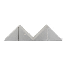 Laden Sie das Bild in den Galerie-Viewer, Pine Cone Copenhagen - Mountain - Happy Play - Light Grey