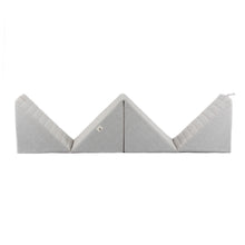 Laden Sie das Bild in den Galerie-Viewer, Pine Cone Copenhagen - Mountain - Happy Play - Light Grey