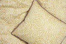 Load image into Gallery viewer, Pine Cone Copenhagen - Junior Bedding - Herd/Flow Honey
