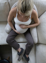 Laden Sie das Bild in den Galerie-Viewer, Pine Cone Copenhagen - Mommy Pillow - Mushroom Stripe