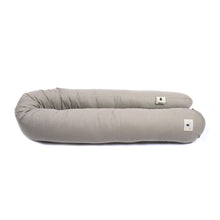 Laden Sie das Bild in den Galerie-Viewer, Pine Cone Copenhagen - Mommy Pillow - Mushroom