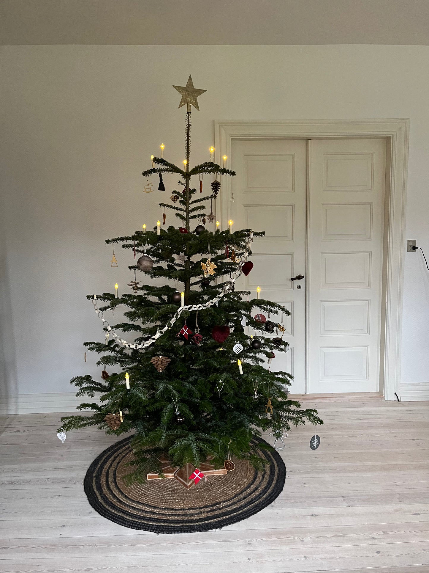 Pine Cone Copenhagen - Jute Carpet