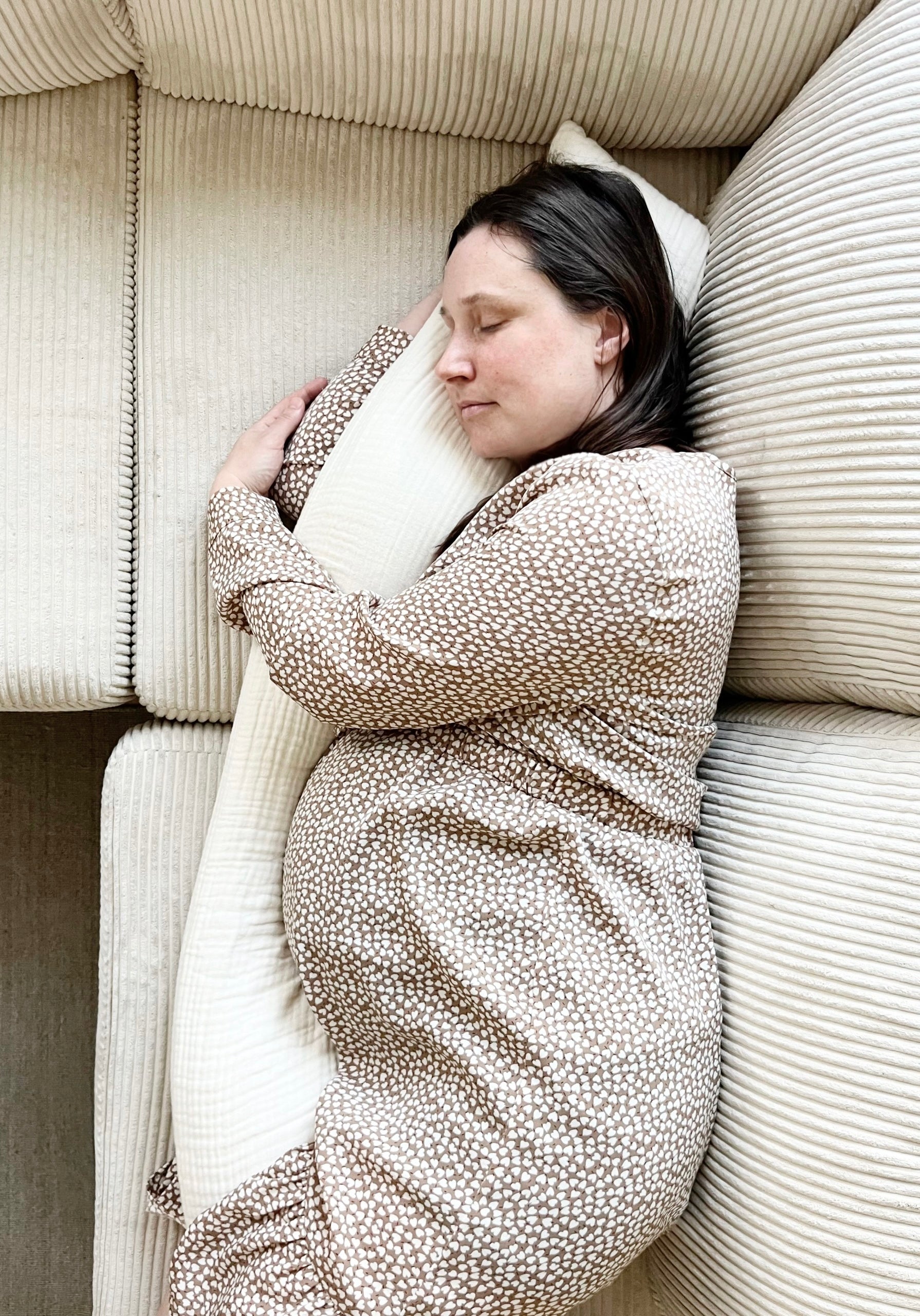 Kadera Mommy Pillow - Cream