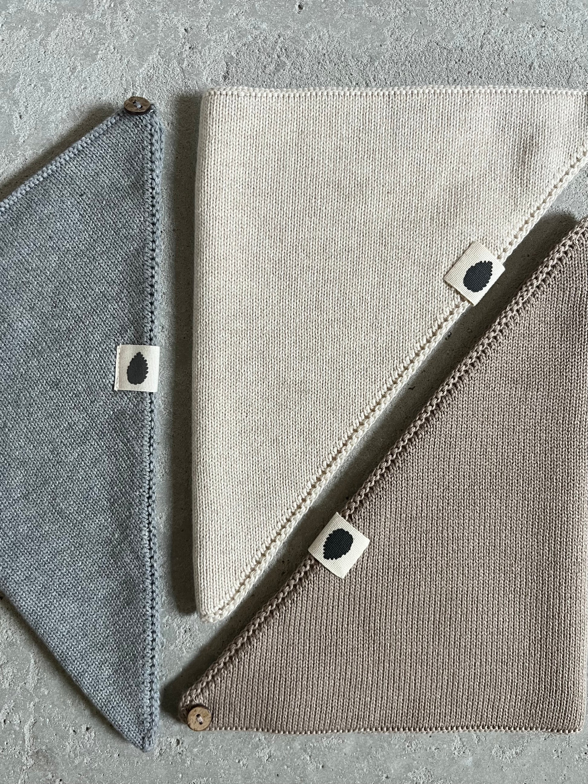 Pine Cone Copenhagen - Leo Bib - Nature Melange
