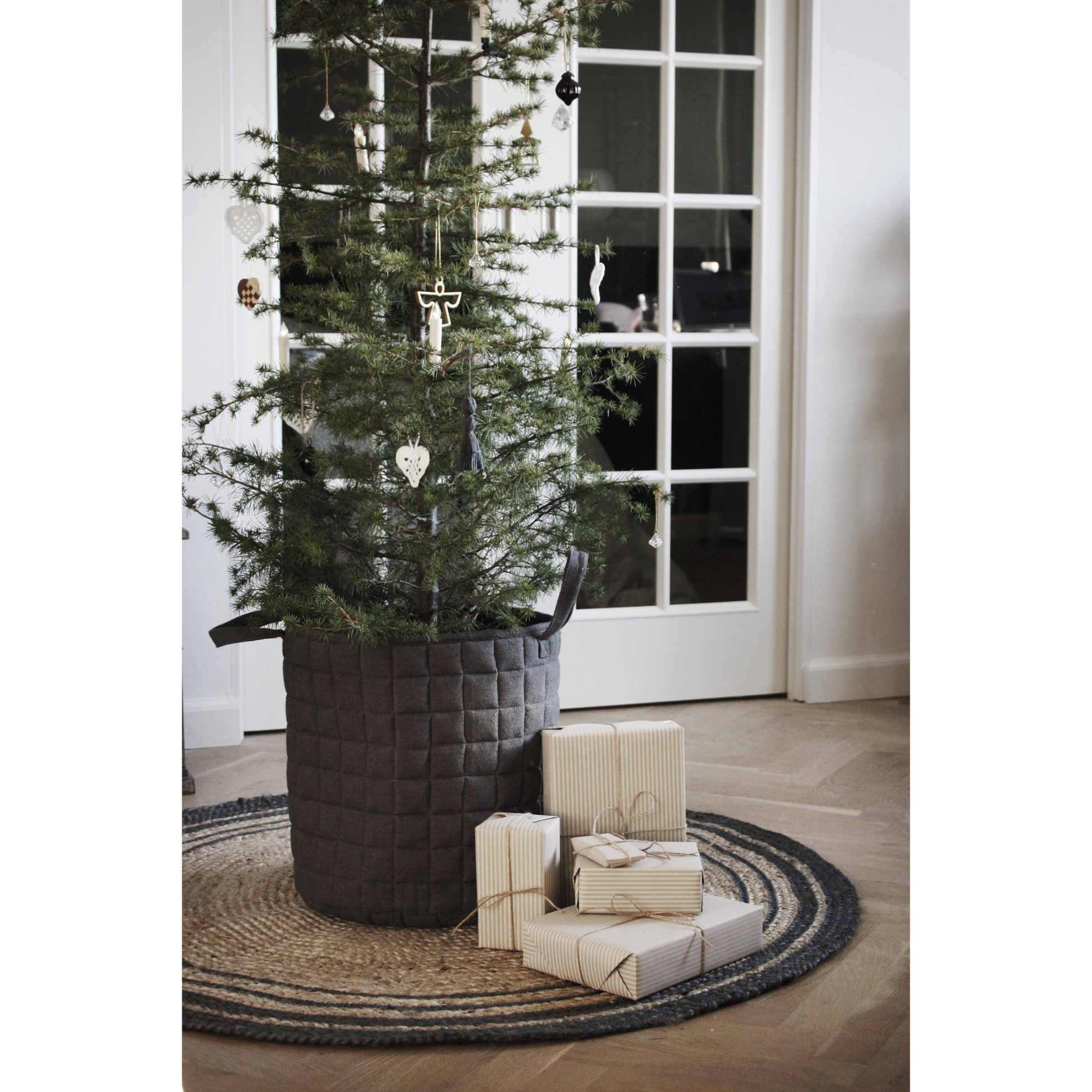 Pine Cone Copenhagen - Jute Carpet
