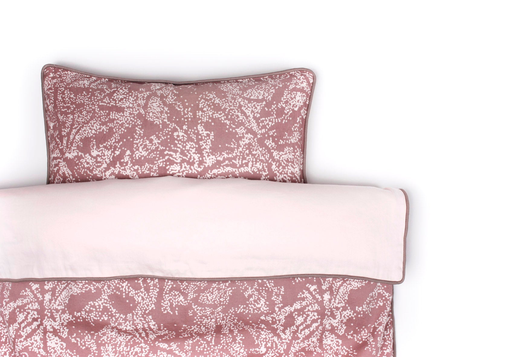 Pine Cone Copenhagen - Junior Bedding - Champagne Old Rose/Angle
