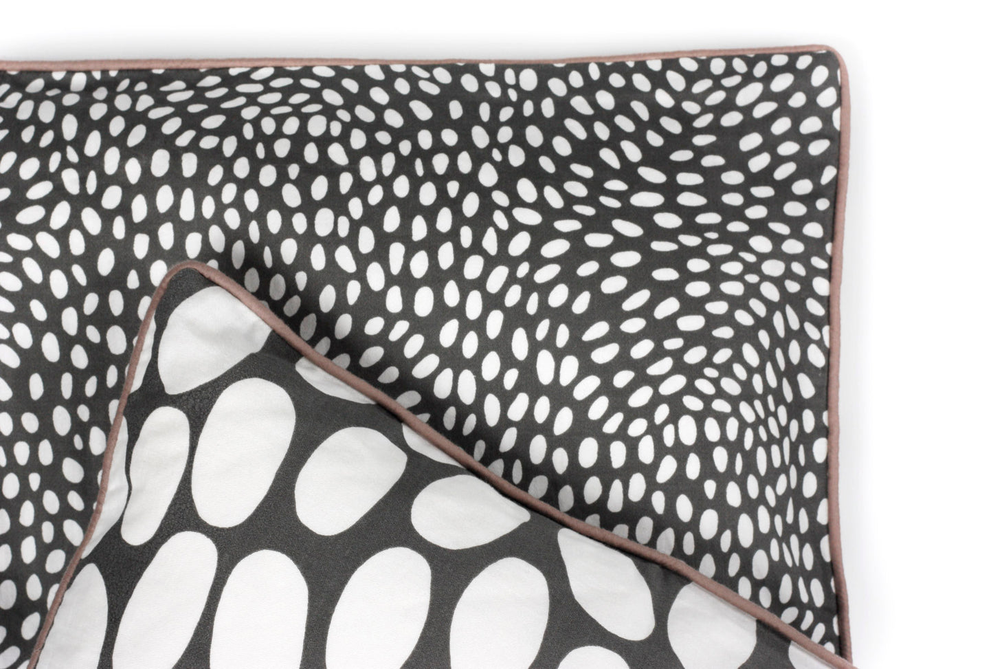 Pine Cone Copenhagen - Junior Bedding - Herd/Flow Shark