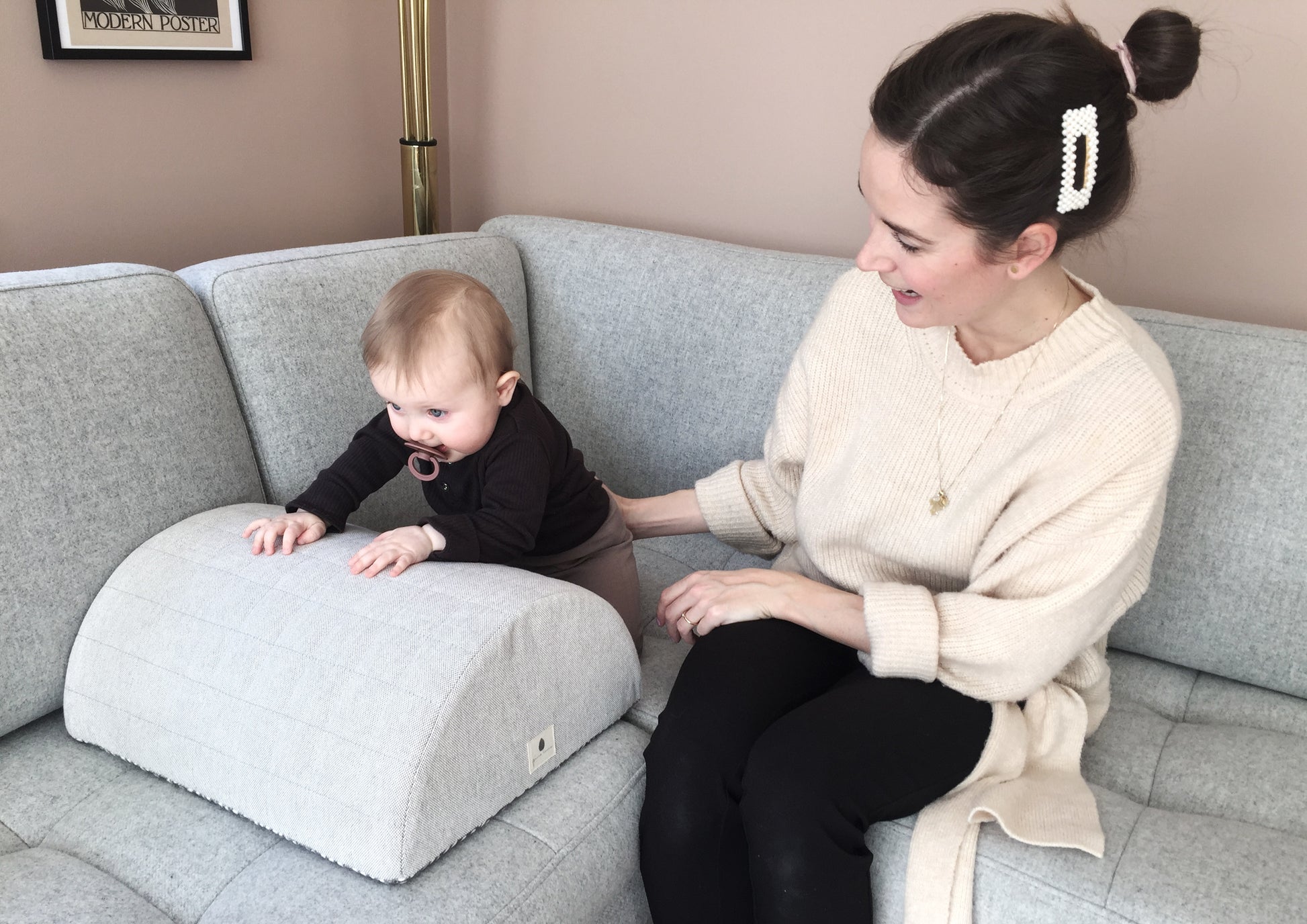 Pine Cone Copenhagen - Moon - Happy Play - Light Grey