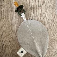 Laden Sie das Bild in den Galerie-Viewer, Pine Cone Copenhagen - Balloon - Cuddle Cloth - 100 % Organic Linen - Made in DK
