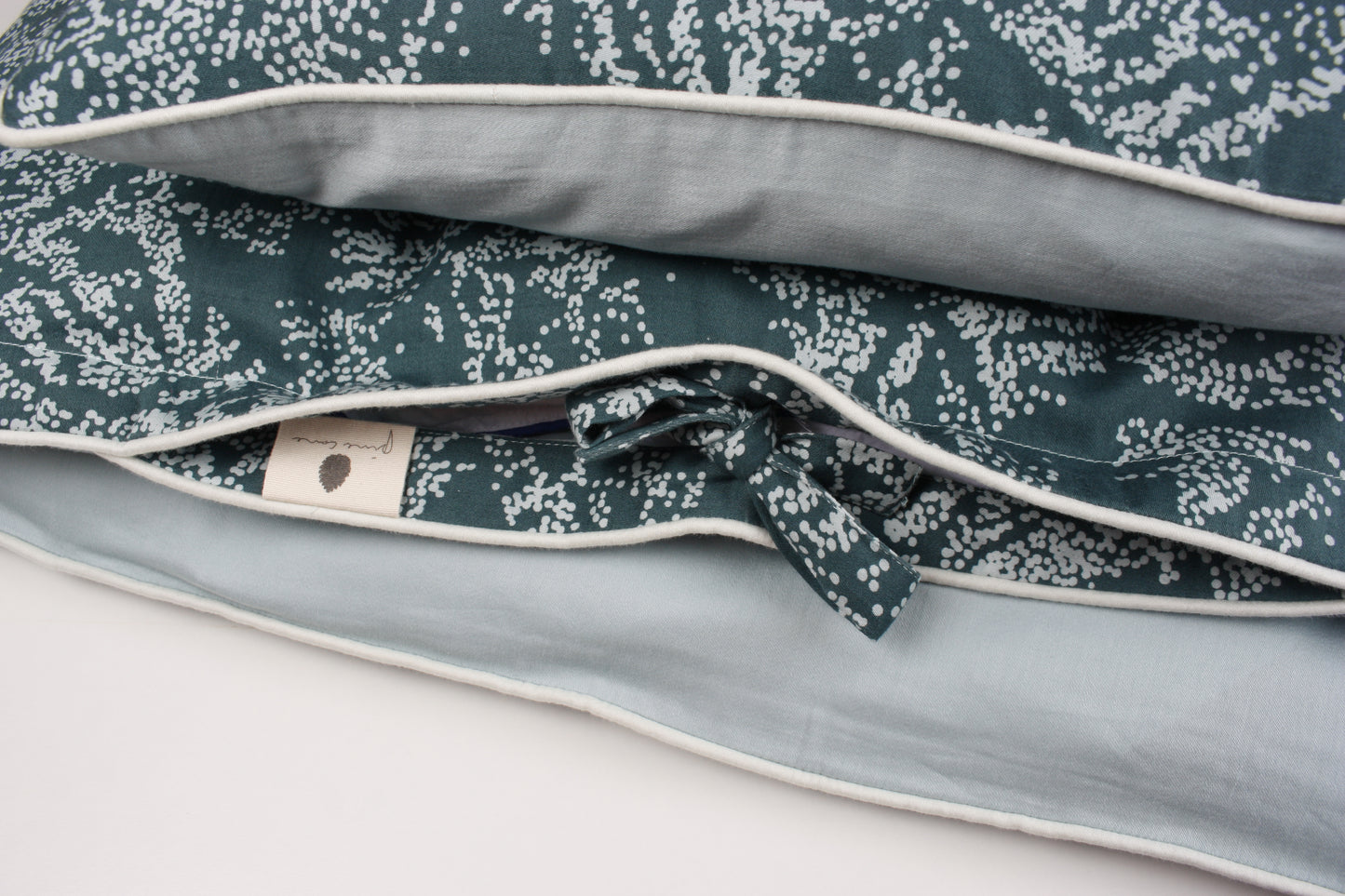 Pine Cone Copenhagen - Junior Bedding - Champagne Ocean/Mineral