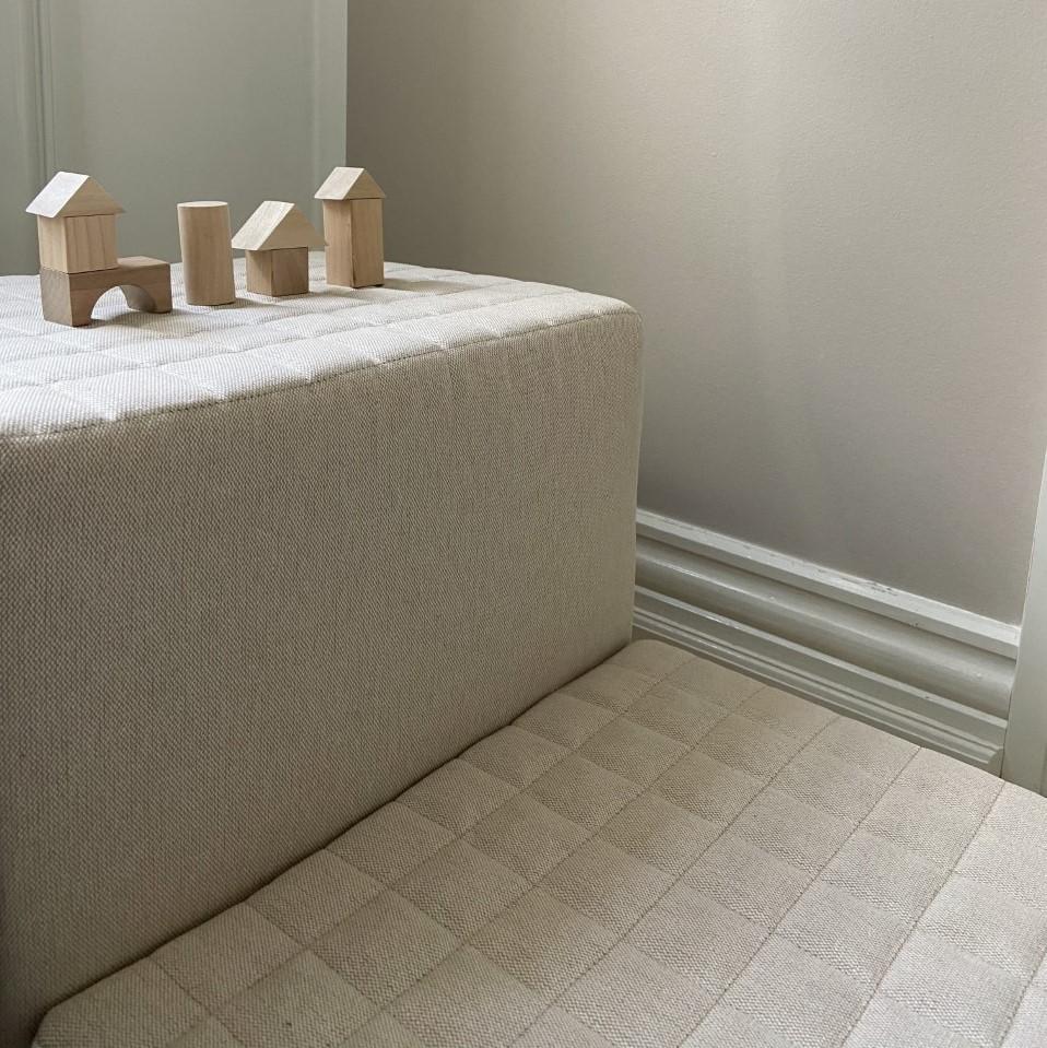 Pine Cone Copenhagen - Triangle - Happy Play - Sand